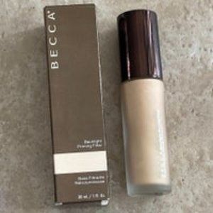 BECCA Blacklight Priming Filter